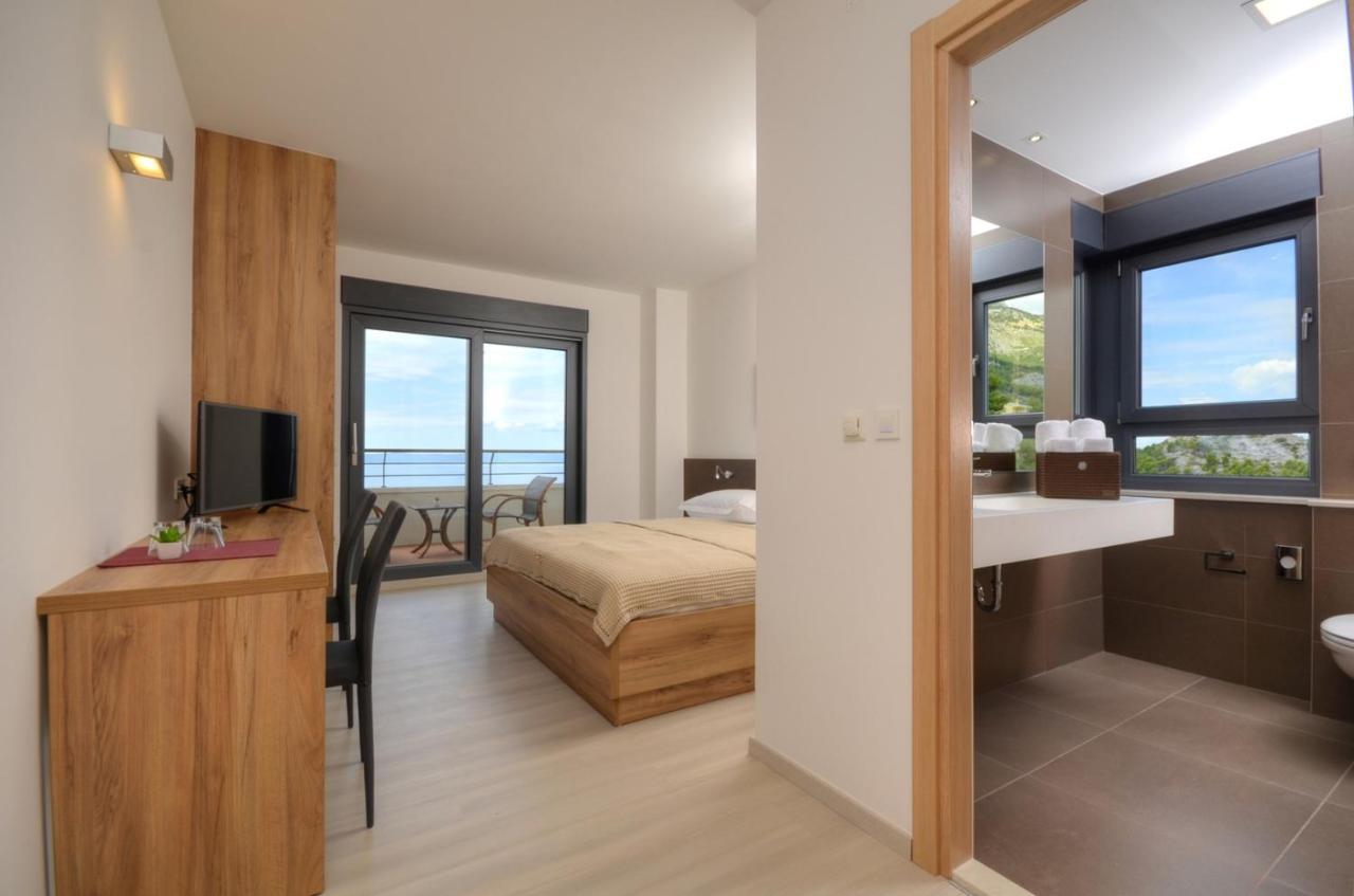 Villa View A Luxury Villa In Makarska, Heated Private Pool, Jacuzzi, Gym Exterior photo