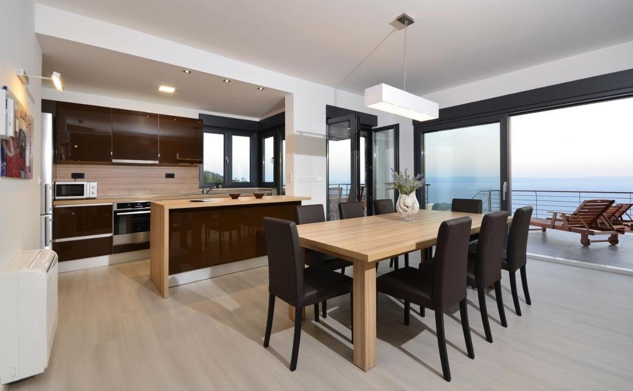 Villa View A Luxury Villa In Makarska, Heated Private Pool, Jacuzzi, Gym Exterior photo